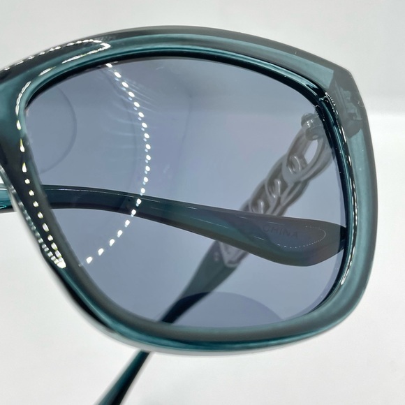 Women’s Grey Blue Translucent Cat Eye Sunglasses - Picture 8 of 9